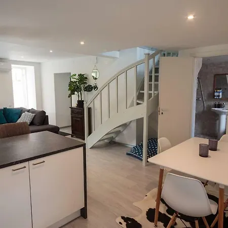 Luxury Penthouse With Terrace & Sauna In Old Town Lägenhet *